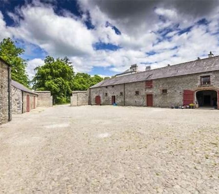 2 Bed Courtyard Apartment At Rockfield House Kells In Meath - Short Term Let Kells (Meath) Exterior foto